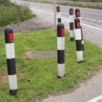 Churchill Verge Marker Post image 1