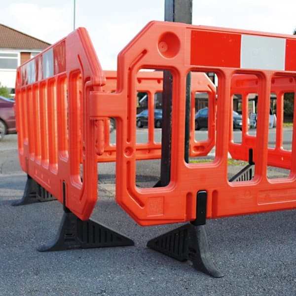 TRAFFIC-LINE Chapter 8 Works Barrier | HDPE image 1