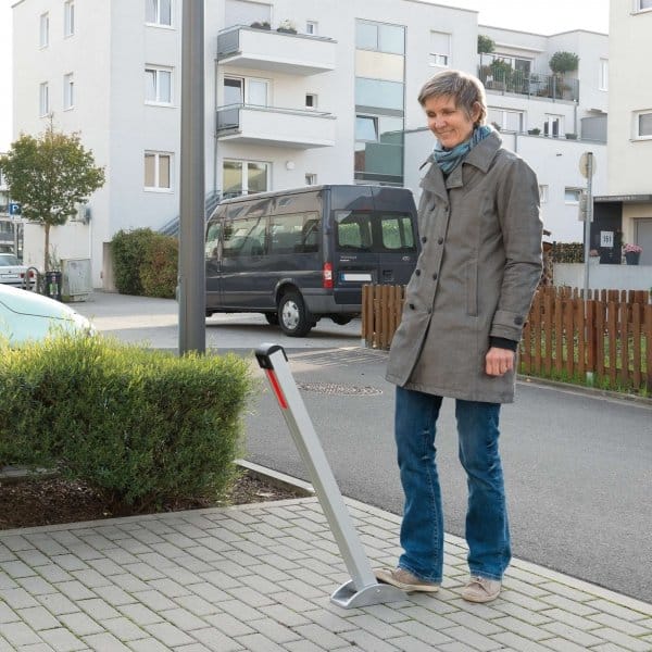 Semi-Automatic Drop Down Security Post | CONTROLLER-PLUS image 4
