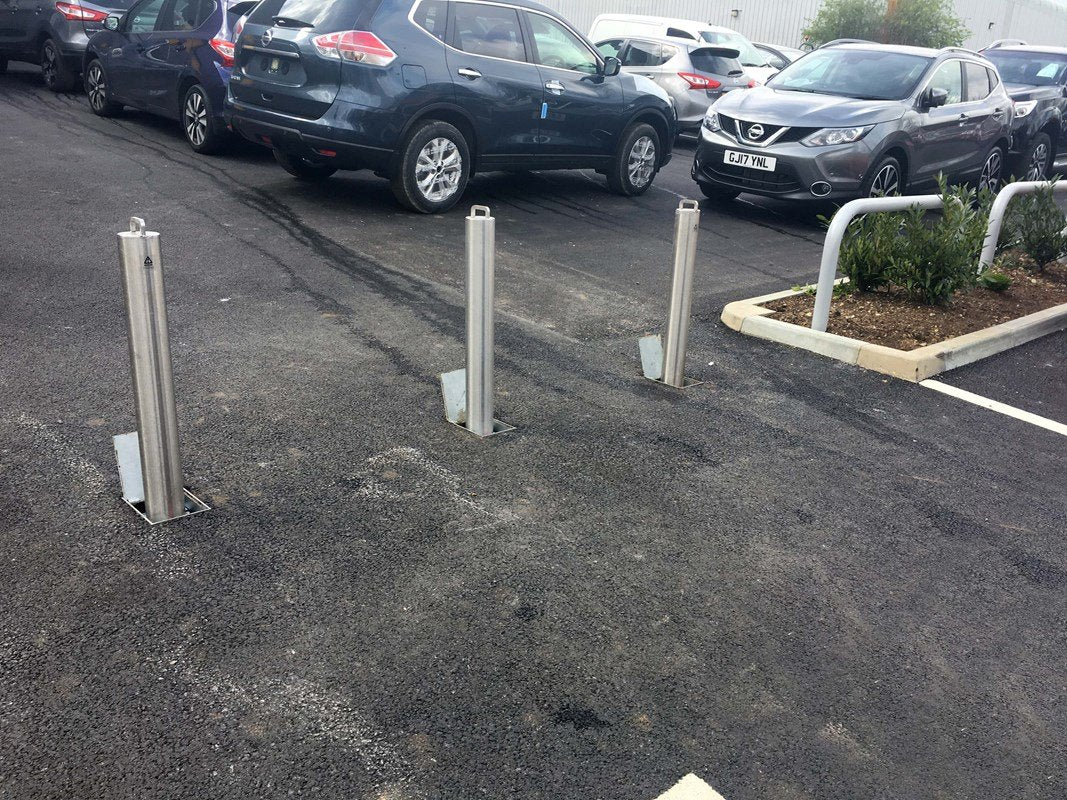 Lift Assisted Telescopic Retractable Bollard | Galvanised or Stainless Steel image 3